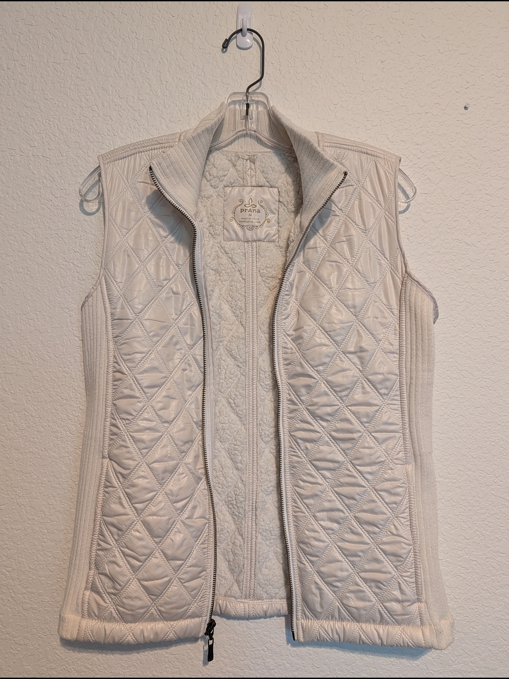 Prana Quilted Cream Vest with Sherpa Lining